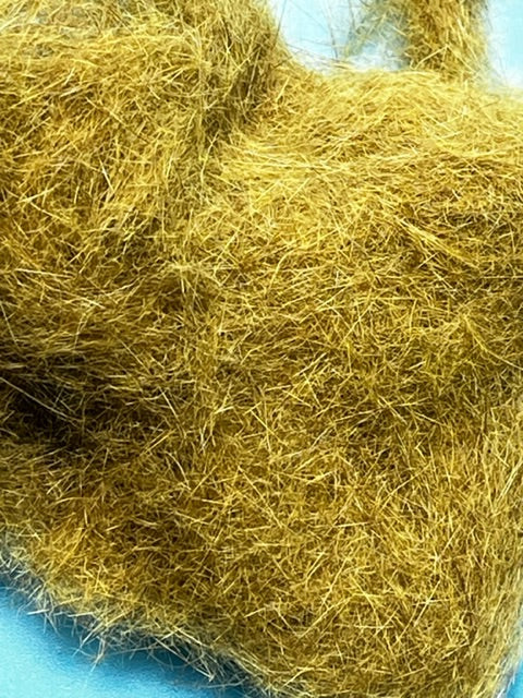 UV Tracer Squirrel Dubbing Damsel Nymph olive - The Trout Spot