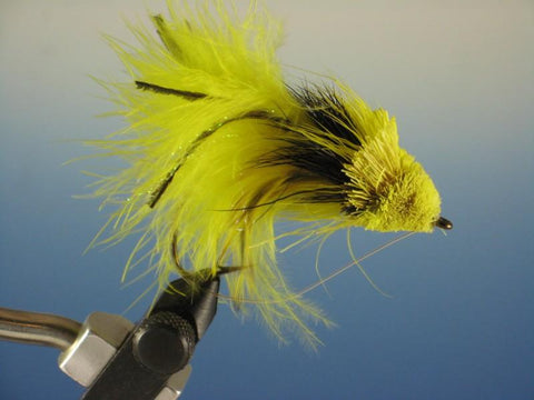 Pike Flies YELLOW SWIMMING FROG Pack of Two Size 3/0 with Weedguard- #168D