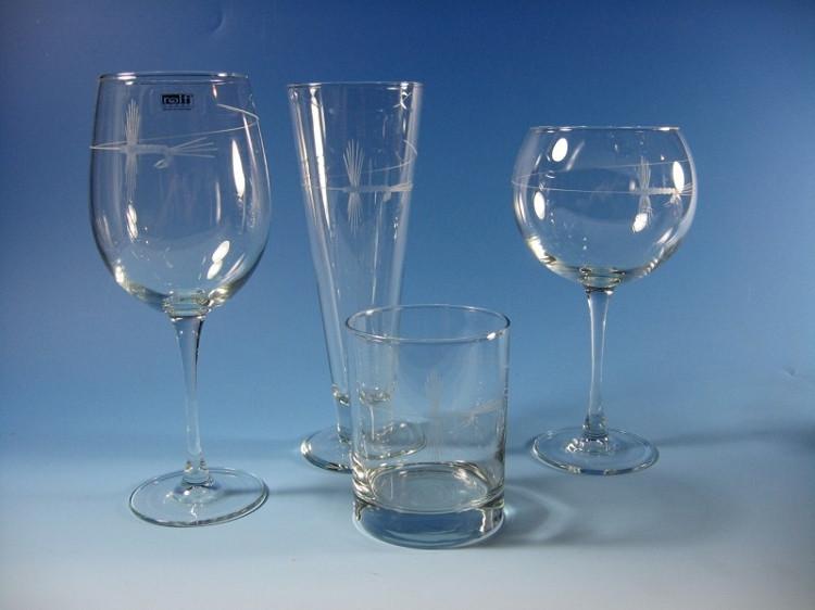 Rolf Glass Fly Fishing Pint Glass 16oz - Set of 4 Glasses